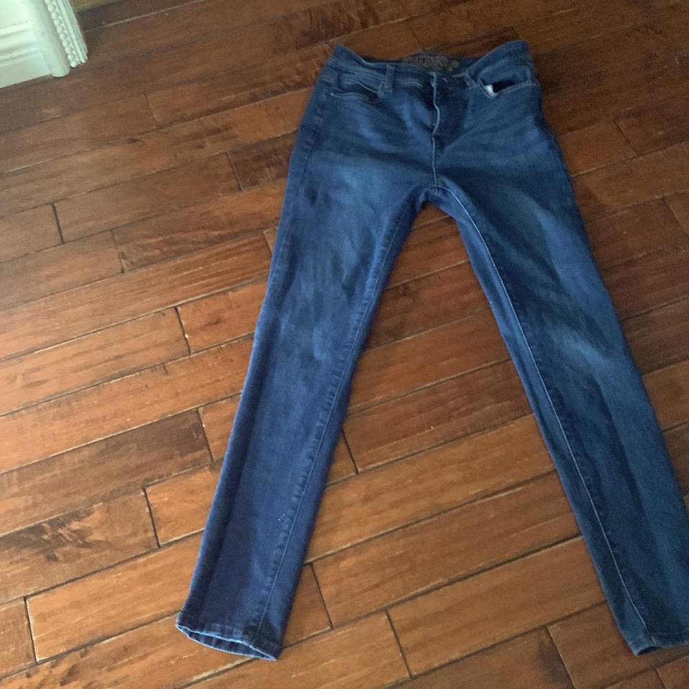 dark wash low rise jeans